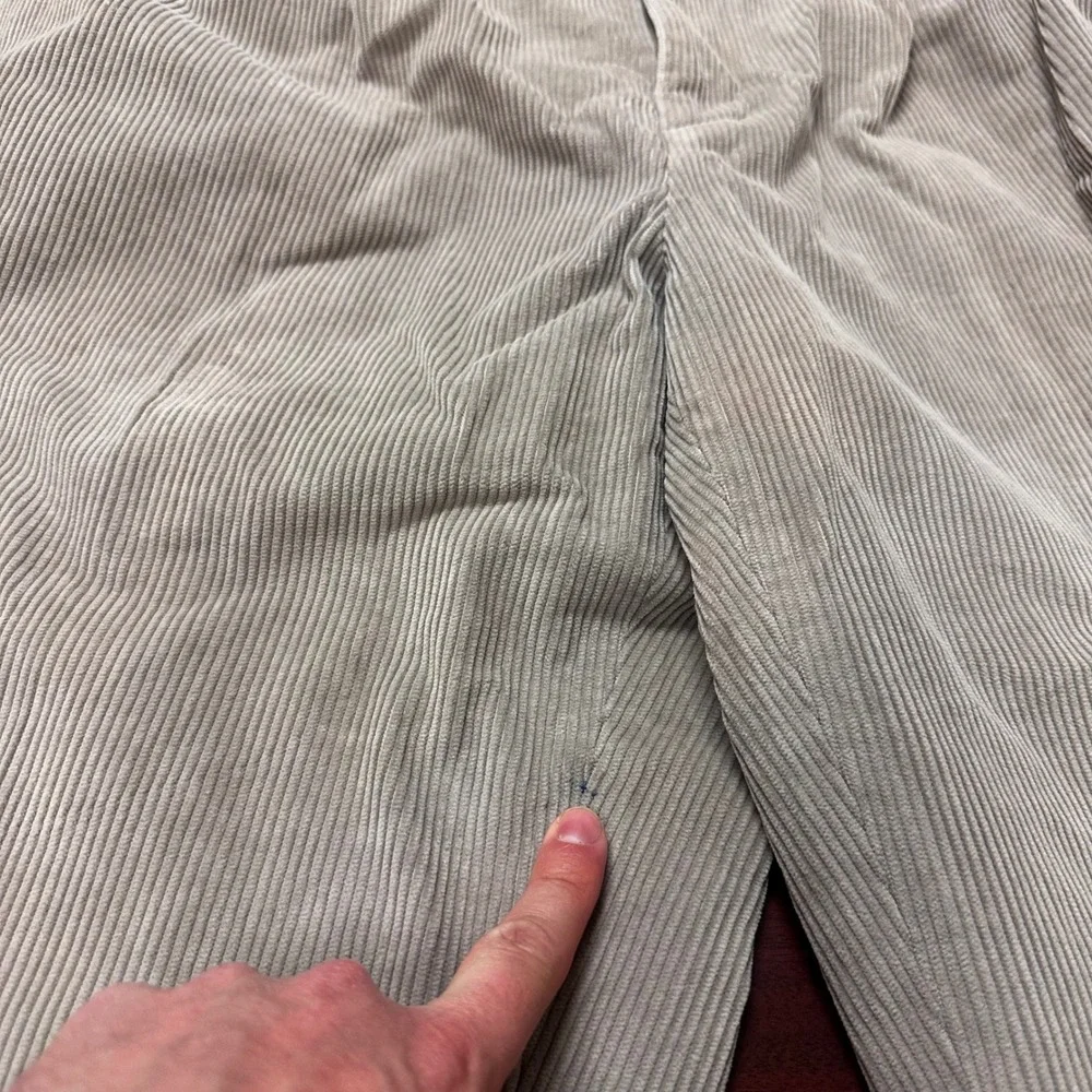 Brooks Brothers Corduroy Pants Mens 38x32 Elliot‎ Tan Beige Pleated Hemmed FLAW